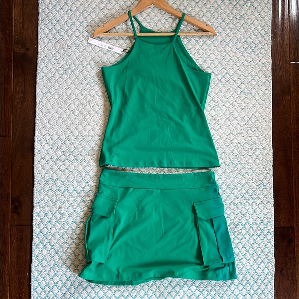 Susana Monaco Emerald Green Ensemble